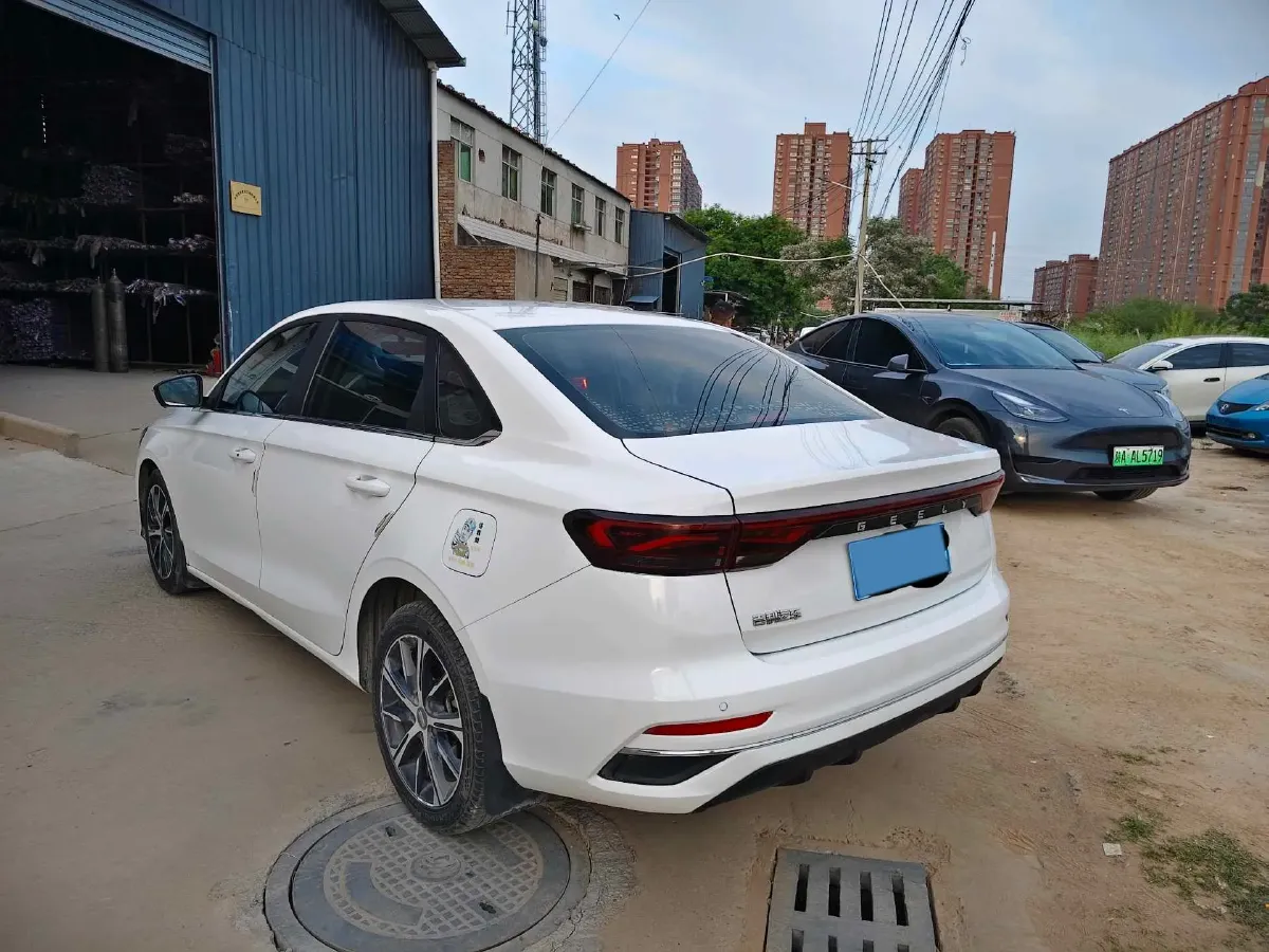 2022 Geely Emgrand 1.5L 114HP L4 CVT,autocango,china used car exporter,china ev exporter,chinese used car exporter,chinese used ev exporter