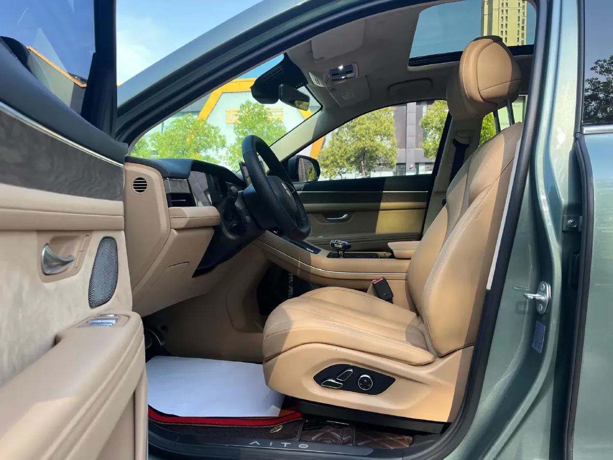 2022 Volvo S60 2.0T 197HP L4 8AT,autocango,china used car exporter,china ev exporter,chinese used car exporter,chinese used ev exporter