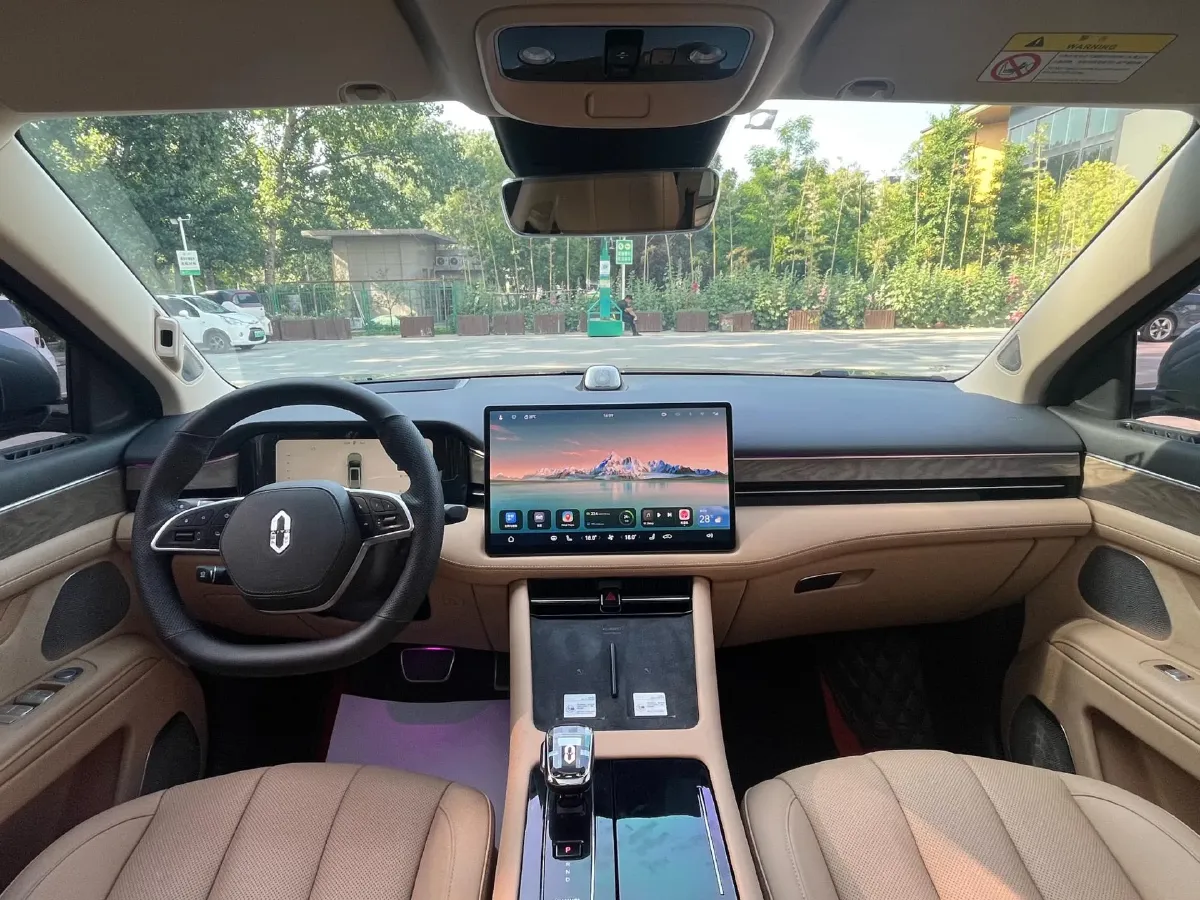 2022 Volvo S60 2.0T 197HP L4 8AT,autocango,china used car exporter,china ev exporter,chinese used car exporter,chinese used ev exporter