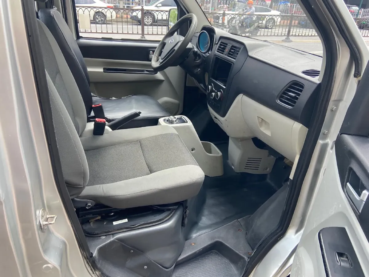 2021 BYD Song Pro 1.5T 185HP L4 7DCT,autocango,china used car exporter,china ev exporter,chinese used car exporter,chinese used ev exporter