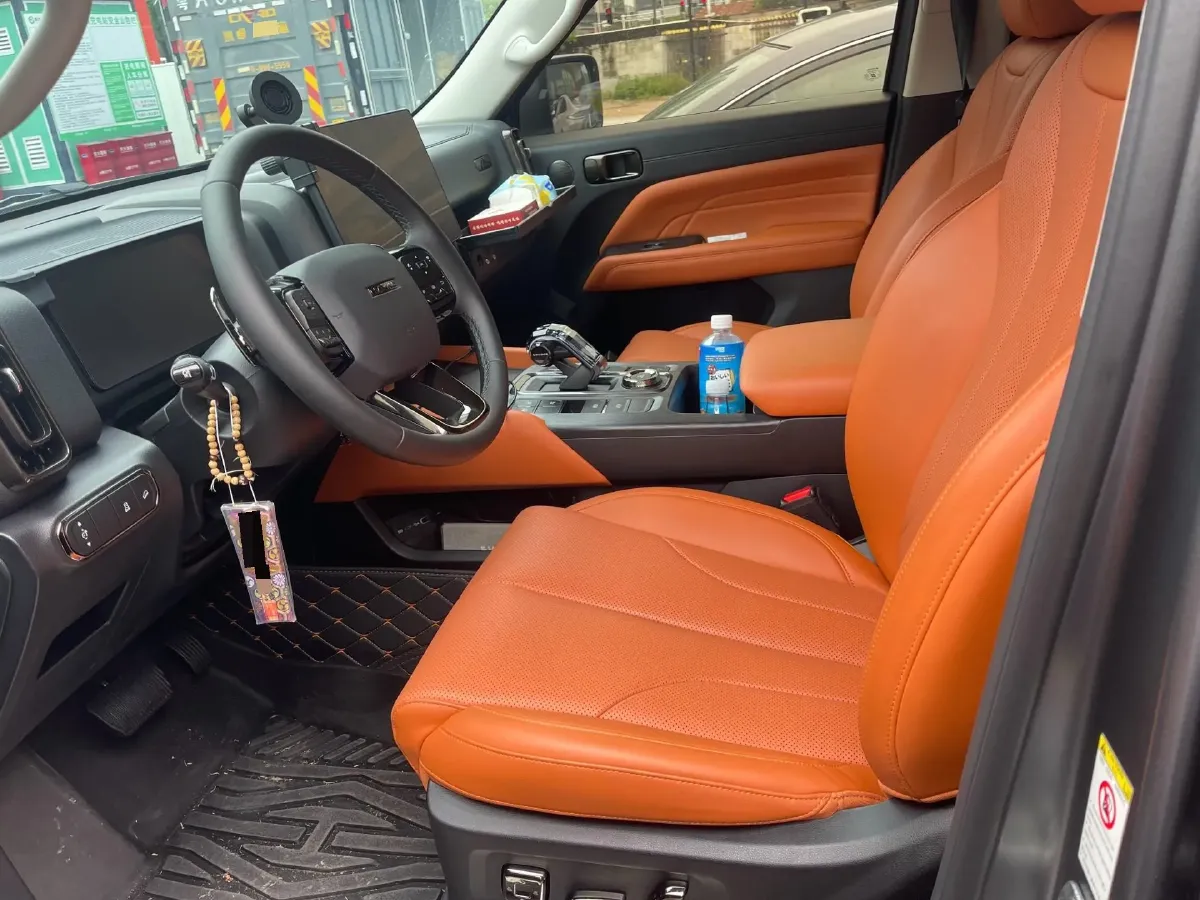 2024 Haval H9 2.0T 224HP L4 8AT,autocango,china used car exporter,china ev exporter,chinese used car exporter,chinese used ev exporter