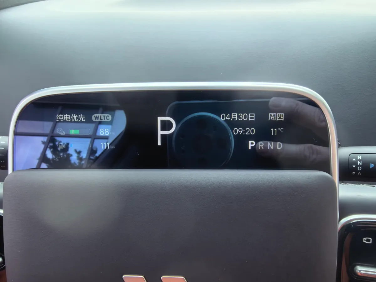 2024 Li L6 Range Extended 154HP L4 REEV 36.8KWH,autocango,china used car exporter,china ev exporter,chinese used car exporter,chinese used ev exporter