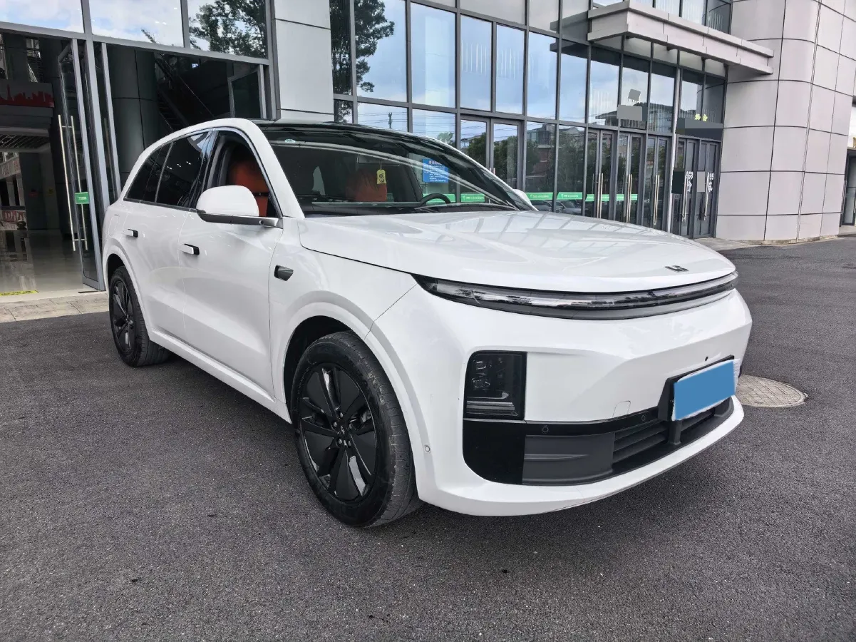 2024 Li L6 Range Extended 154HP L4 REEV 36.8KWH,autocango,china used car exporter,china ev exporter,chinese used car exporter,chinese used ev exporter