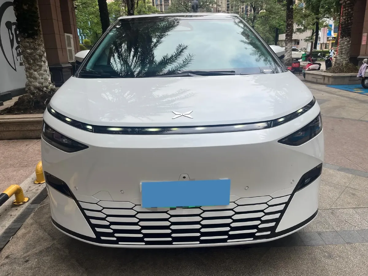 2024 Xpeng X9 BEV 101.5KWH,autocango,china used car exporter,china ev exporter,chinese used car exporter,chinese used ev exporter