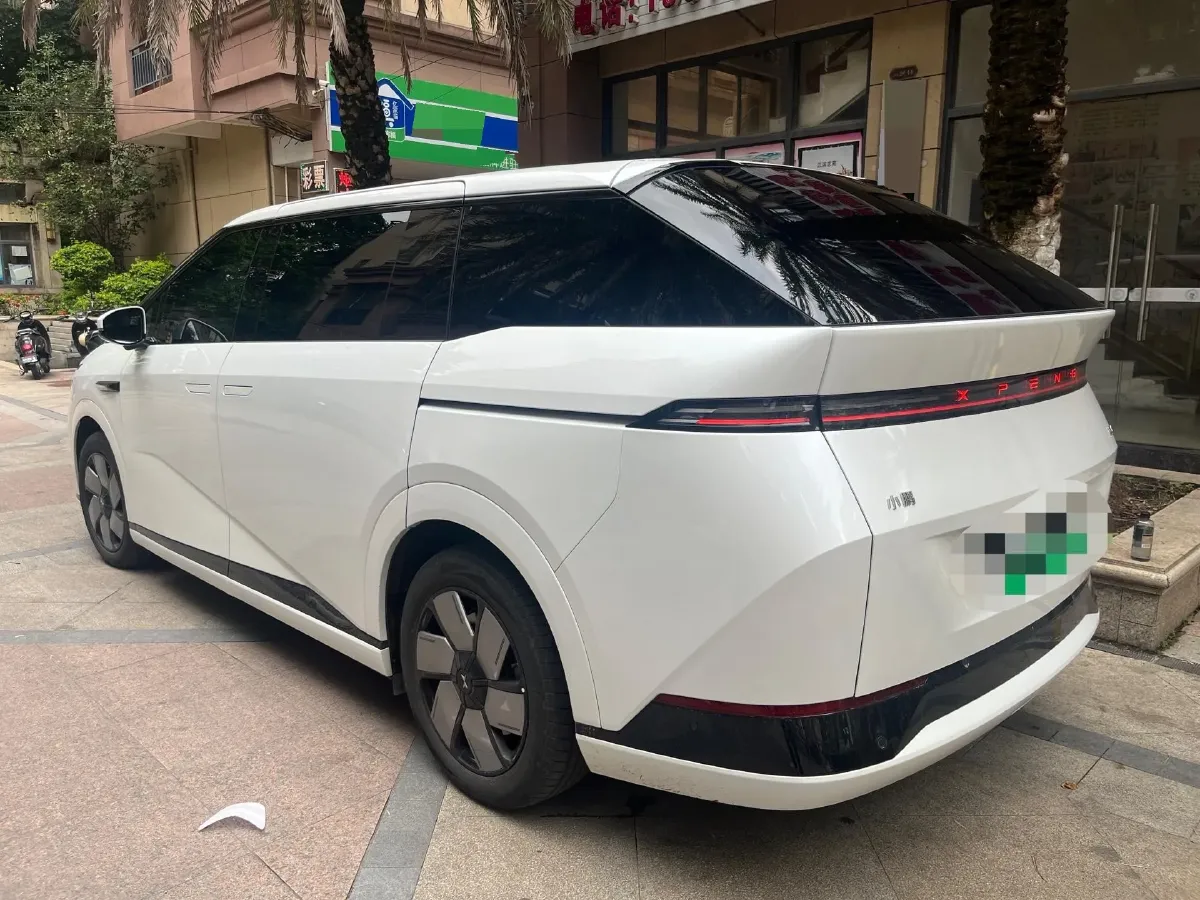 2024 Xpeng X9 BEV 101.5KWH,autocango,china used car exporter,china ev exporter,chinese used car exporter,chinese used ev exporter