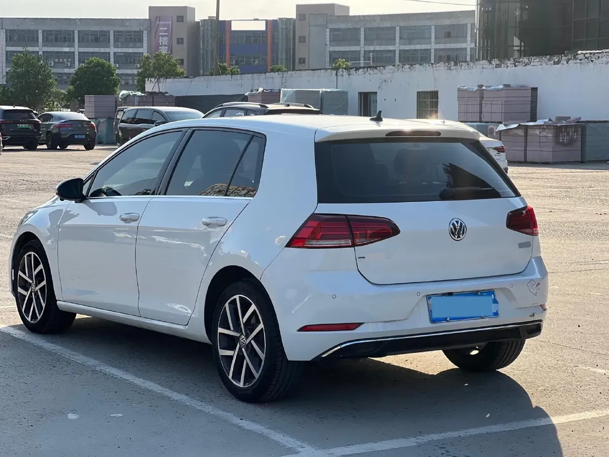 2020 Volkswagen Golf 1.4T 150HP L4 7DCT,autocango,china used car exporter,china ev exporter,chinese used car exporter,chinese used ev exporter