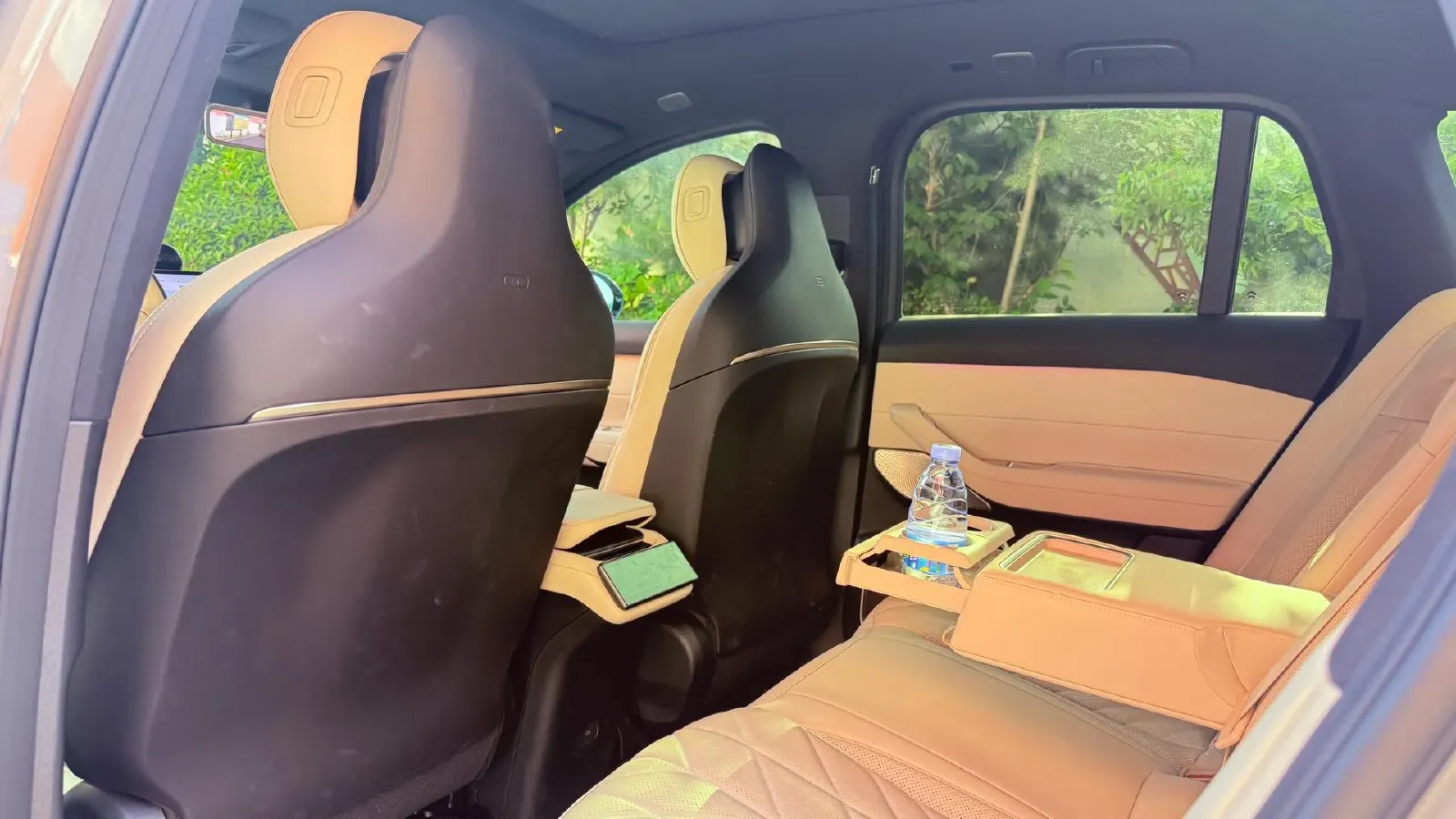 2025 NIO ES6 BEV,autocango,china used car exporter,china ev exporter,chinese used car exporter,chinese used ev exporter