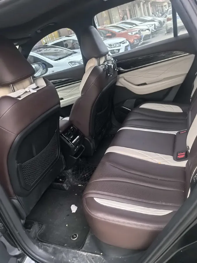 2021 Geely Monjaro 2.0T 218HP L4 7DCT,autocango,china used car exporter,china ev exporter,chinese used car exporter,chinese used ev exporter
