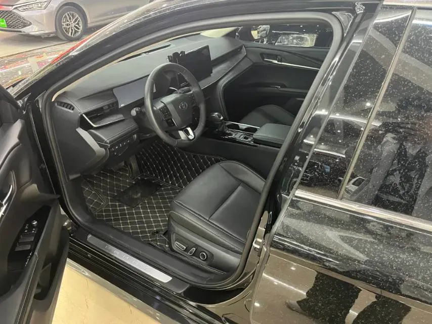 2024 Toyota Camry 2.0L 152HP L4 E-CVT Hybrid,autocango,china used car exporter,china ev exporter,chinese used car exporter,chinese used ev exporter