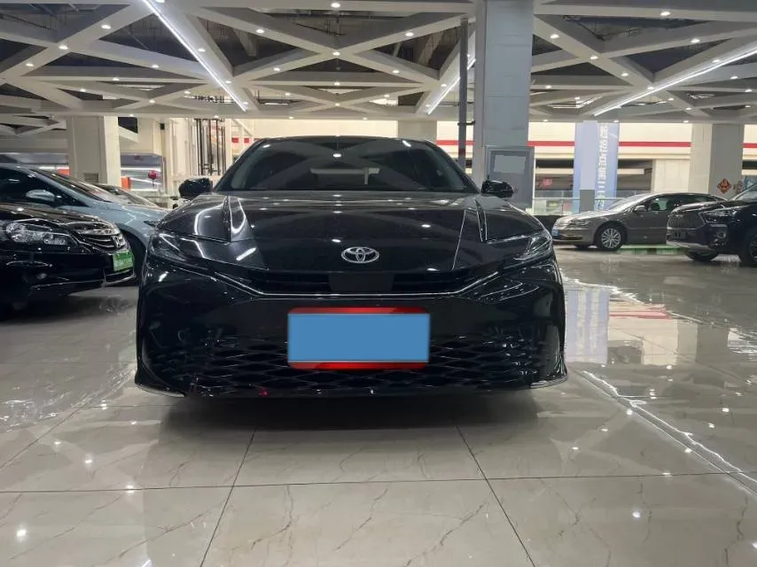 2024 Toyota Camry 2.0L 152HP L4 E-CVT Hybrid,autocango,china used car exporter,china ev exporter,chinese used car exporter,chinese used ev exporter