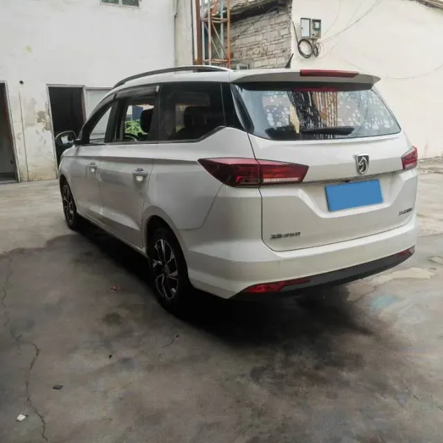 2018 BaoJun 360 1.5L 112HP L4 6MT,autocango,china used car exporter,china ev exporter,chinese used car exporter,chinese used ev exporter