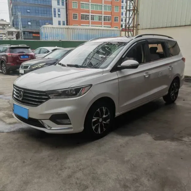 2018 BaoJun 360 1.5L 112HP L4 6MT,autocango,china used car exporter,china ev exporter,chinese used car exporter,chinese used ev exporter