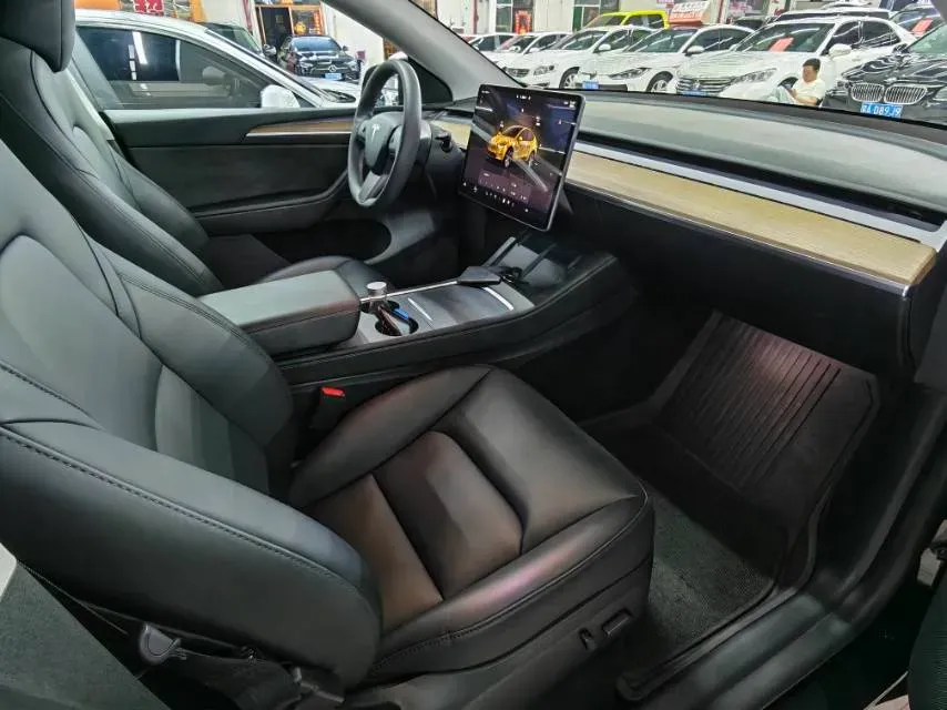 2022 Tesla Model Y BEV 60KWH,autocango,china used car exporter,china ev exporter,chinese used car exporter,chinese used ev exporter