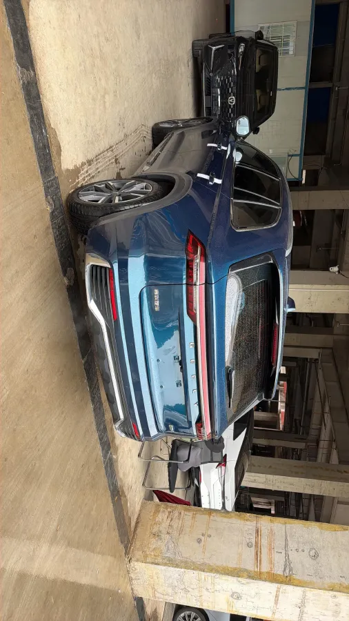 2021 Geely Monjaro 2.0T 218HP L4 7DCT,autocango,china used car exporter,china ev exporter,chinese used car exporter,chinese used ev exporter