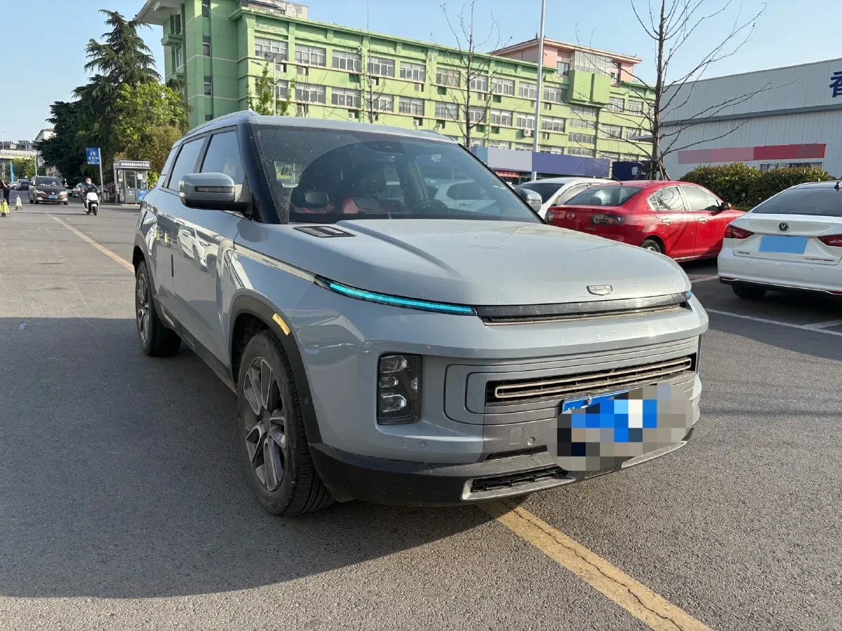 2021 Geely ICON 1.5T 177HP L3 7DCT,autocango,china used car exporter,china ev exporter,chinese used car exporter,chinese used ev exporter