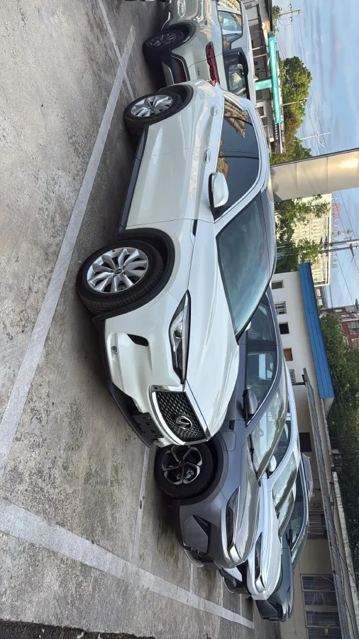 2018 Infiniti QX30 2.0T 211HP L4 7DCT,autocango,china used car exporter,china ev exporter,chinese used car exporter,chinese used ev exporter