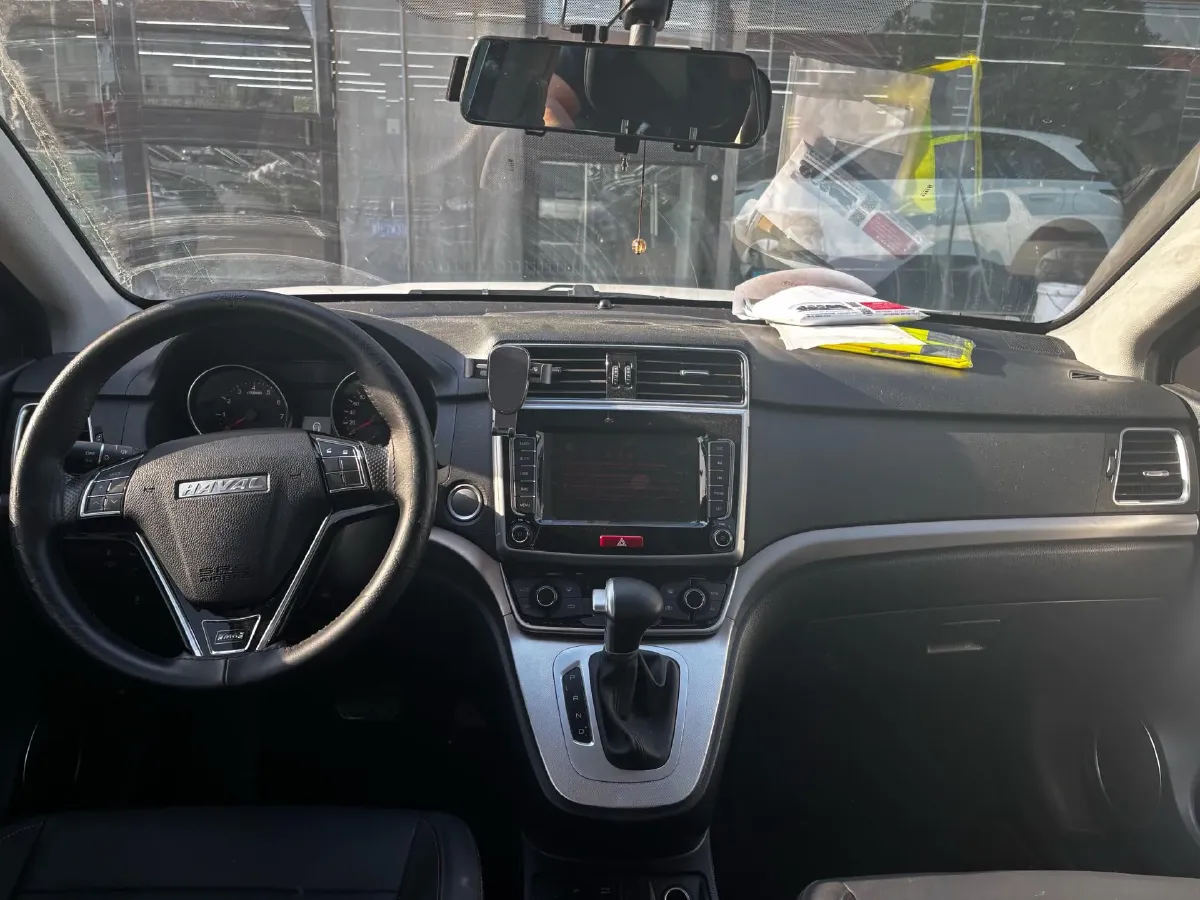 2019 Haval M6 1.5T 150HP L4 7DCT,autocango,china used car exporter,china ev exporter,chinese used car exporter,chinese used ev exporter