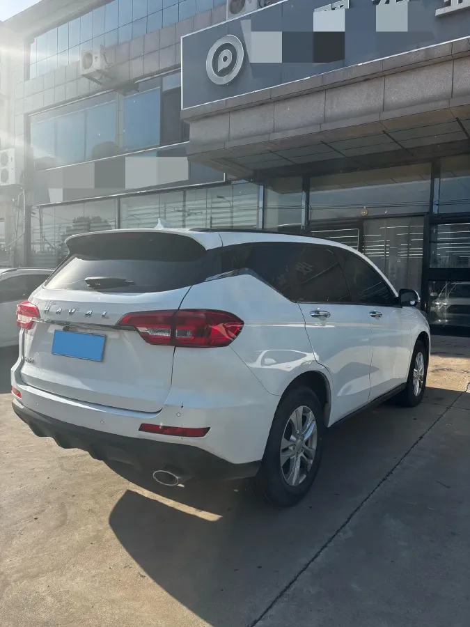 2019 Haval M6 1.5T 150HP L4 7DCT,autocango,china used car exporter,china ev exporter,chinese used car exporter,chinese used ev exporter
