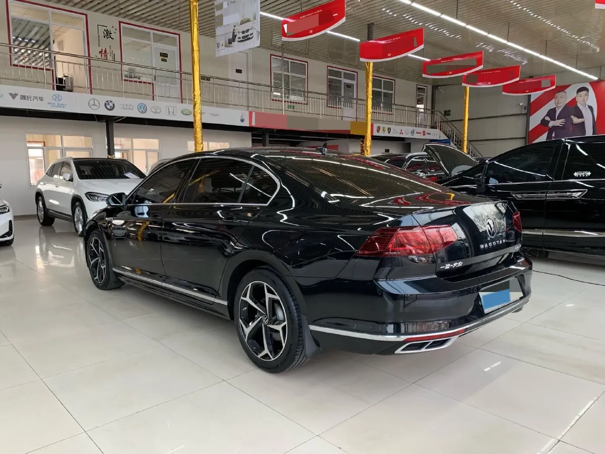2023 Volkswagen Magotan 2.0T 186HP L4 7DCT,autocango,china used car exporter,china ev exporter,chinese used car exporter,chinese used ev exporter