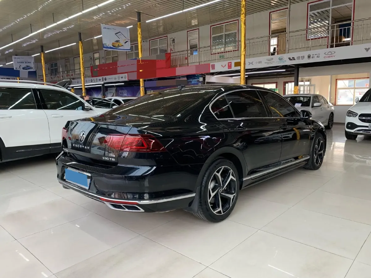2023 Volkswagen Magotan 2.0T 186HP L4 7DCT,autocango,china used car exporter,china ev exporter,chinese used car exporter,chinese used ev exporter