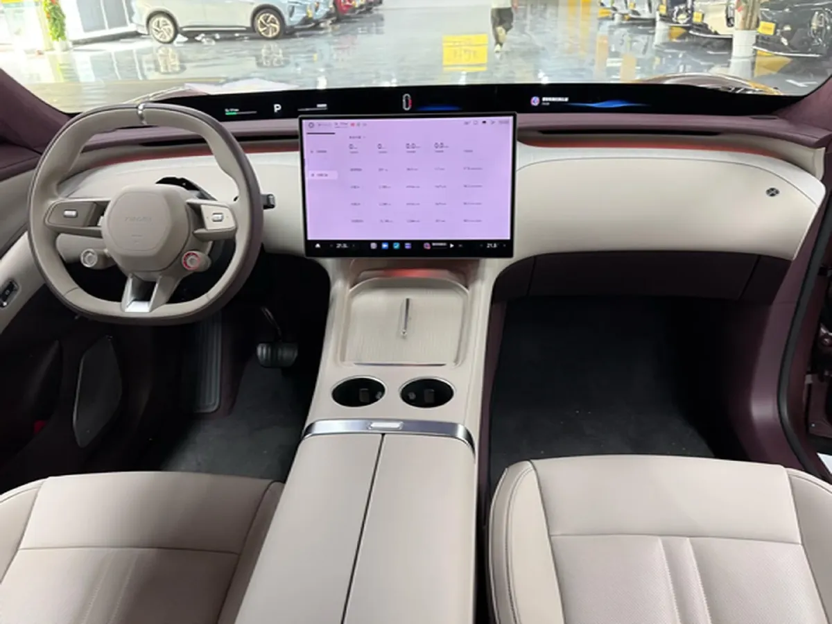 2025 MI YU7 BEV 101.7KWH,autocango,china used car exporter,china ev exporter,chinese used car exporter,chinese used ev exporter
