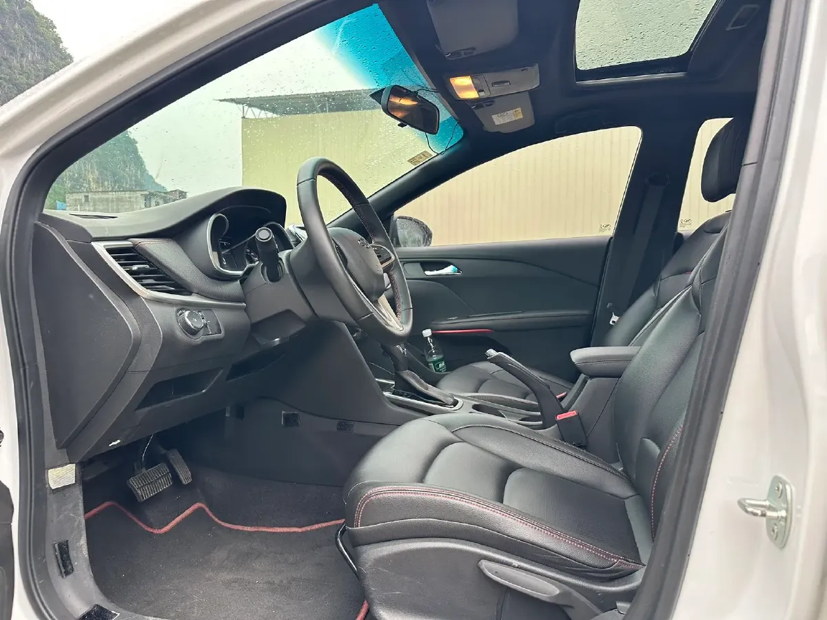 2020 Chevrolet Monza 1.3T 163HP L3 6AT,autocango,china used car exporter,china ev exporter,chinese used car exporter,chinese used ev exporter
