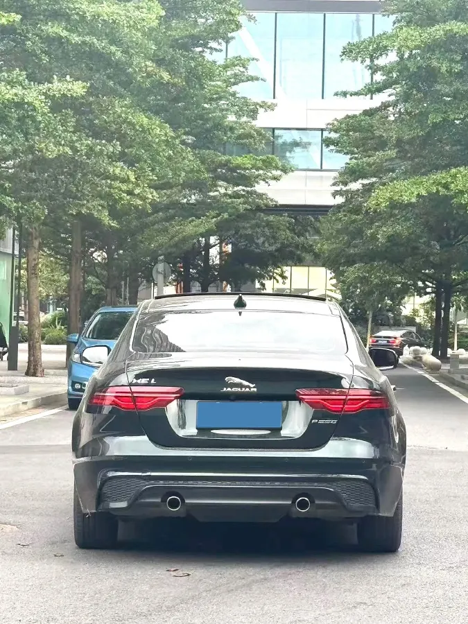 2021 Jaguar XEL 2.0T 250HP L4 8AT,autocango,china used car exporter,china ev exporter,chinese used car exporter,chinese used ev exporter