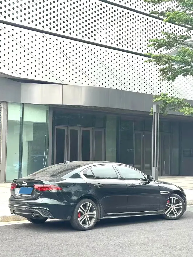 2021 Jaguar XEL 2.0T 250HP L4 8AT,autocango,china used car exporter,china ev exporter,chinese used car exporter,chinese used ev exporter
