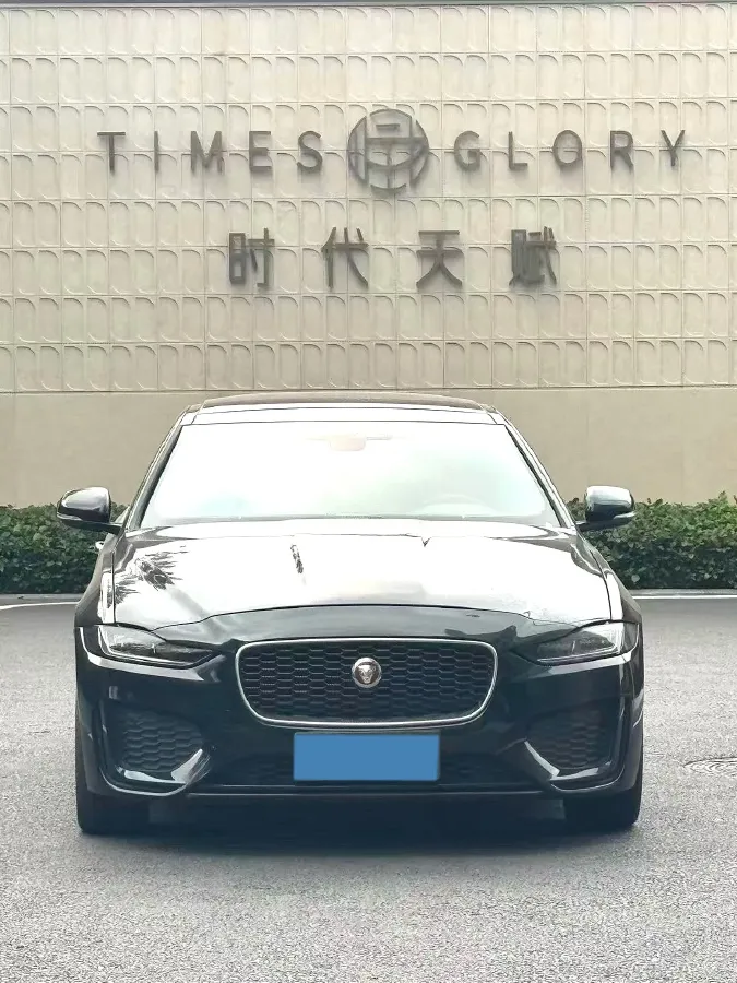 2021 Jaguar XEL 2.0T 250HP L4 8AT,autocango,china used car exporter,china ev exporter,chinese used car exporter,chinese used ev exporter