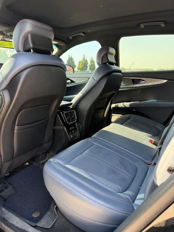 2021 Lincoln Nautilus 2.7T 322HP V6 8AT,autocango,china used car exporter,china ev exporter,chinese used car exporter,chinese used ev exporter