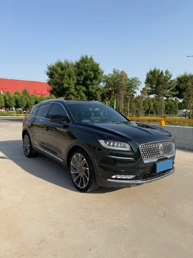 2021 Lincoln Nautilus 2.7T 322HP V6 8AT,autocango,china used car exporter,china ev exporter,chinese used car exporter,chinese used ev exporter
