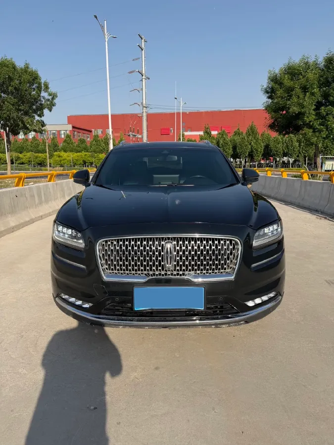 2021 Lincoln Nautilus 2.7T 322HP V6 8AT,autocango,china used car exporter,china ev exporter,chinese used car exporter,chinese used ev exporter