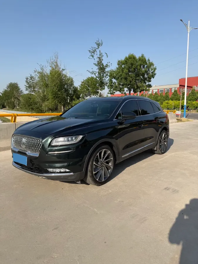 2021 Lincoln Nautilus 2.7T 322HP V6 8AT,autocango,china used car exporter,china ev exporter,chinese used car exporter,chinese used ev exporter