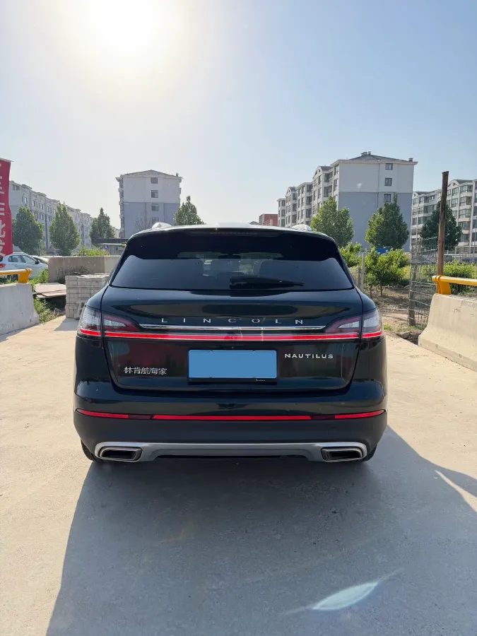 2021 Lincoln Nautilus 2.7T 322HP V6 8AT,autocango,china used car exporter,china ev exporter,chinese used car exporter,chinese used ev exporter