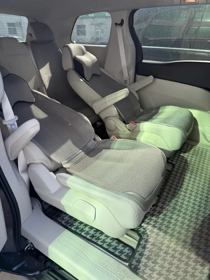 2023 Buick GL8 2.0T 237HP L4 9AT,autocango,china used car exporter,china ev exporter,chinese used car exporter,chinese used ev exporter