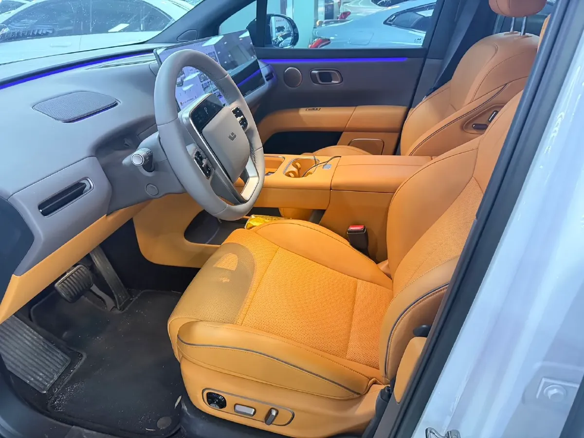 2025 Li i6 BEV,autocango,china used car exporter,china ev exporter,chinese used car exporter,chinese used ev exporter