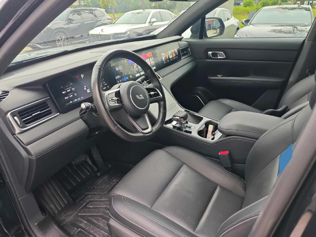 2021 Li ONE Range Extended 131HP REEV 40.5KWH,autocango,china used car exporter,china ev exporter,chinese used car exporter,chinese used ev exporter