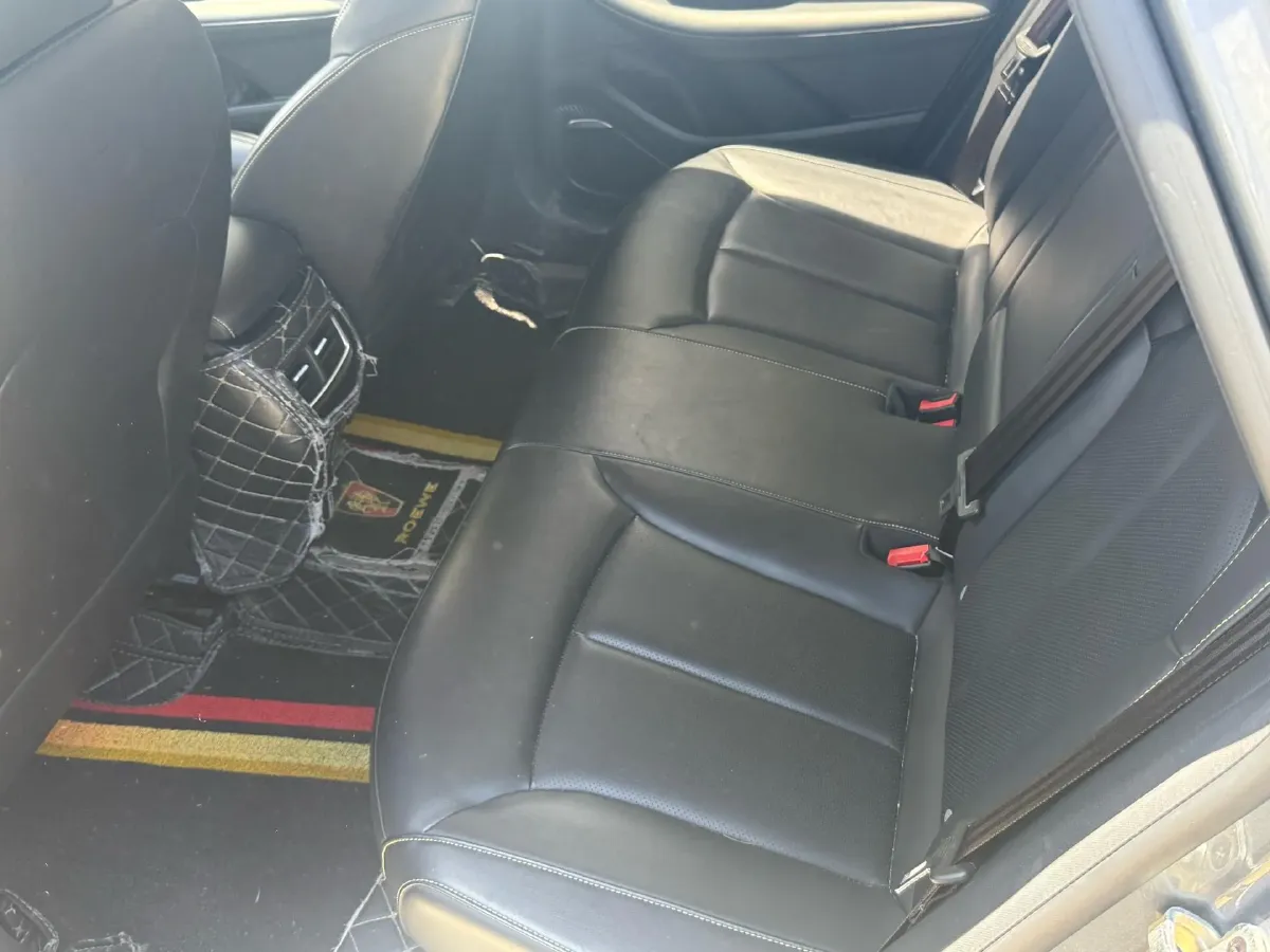 2020 Roewe i6 MAX 1.5T 173HP L4 7DCT,autocango,china used car exporter,china ev exporter,chinese used car exporter,chinese used ev exporter