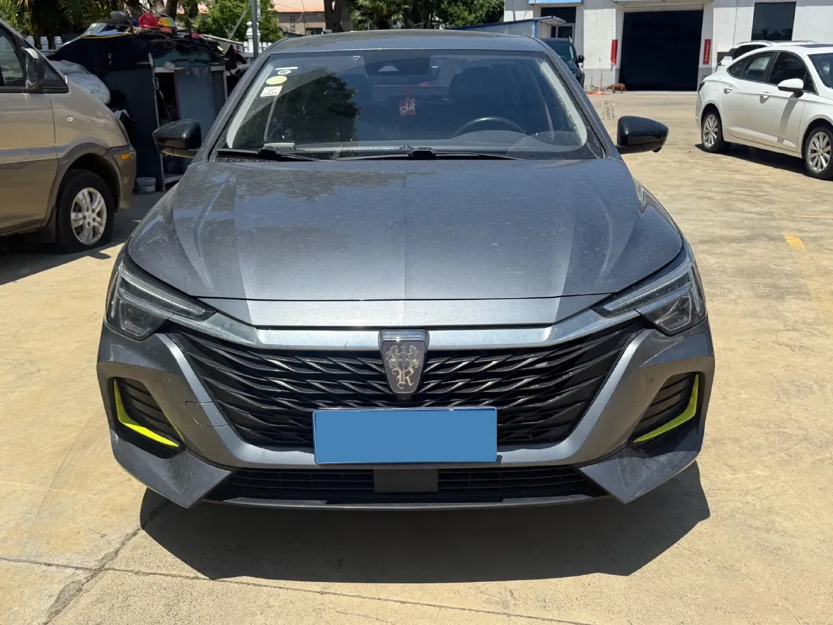 2020 Roewe i6 MAX 1.5T 173HP L4 7DCT,autocango,china used car exporter,china ev exporter,chinese used car exporter,chinese used ev exporter