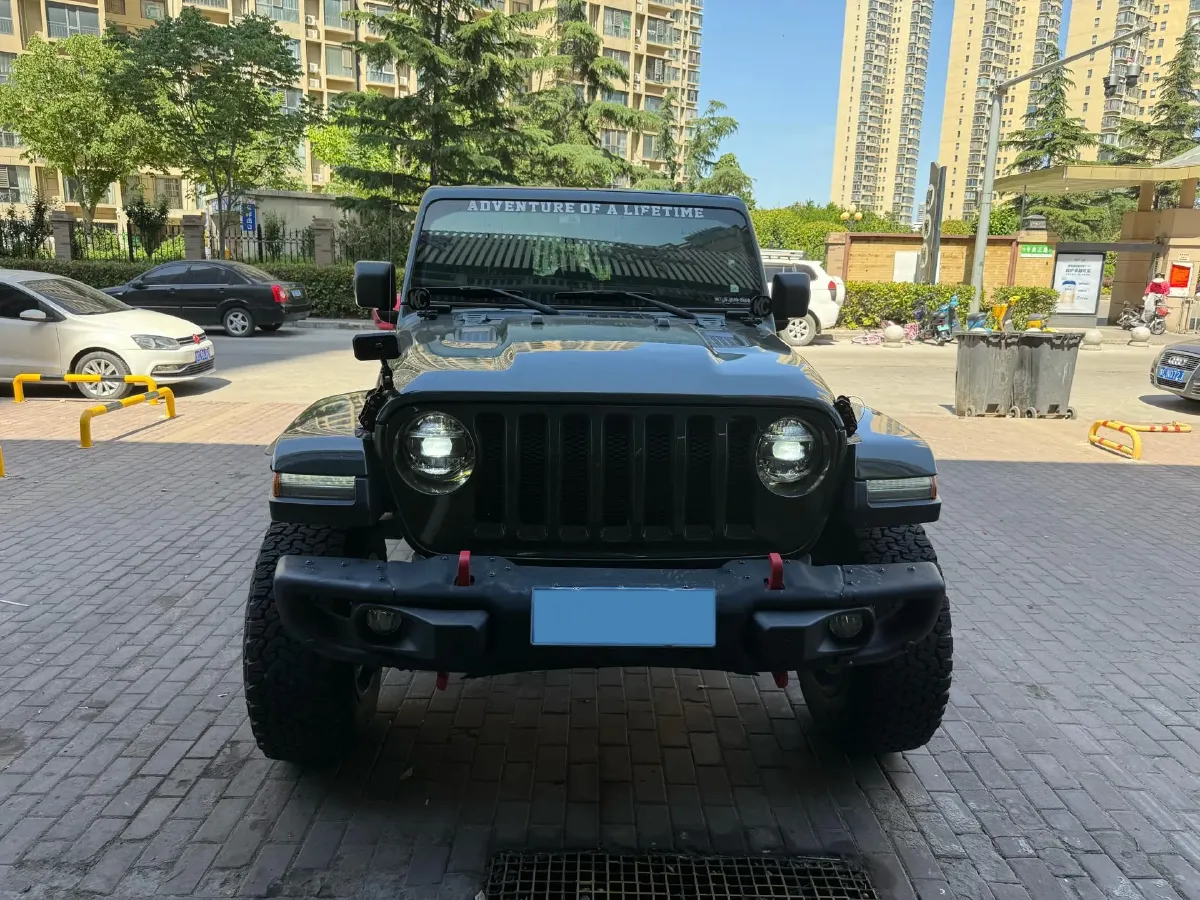 2019 Jeep Wrangler 2.0T 266HP L4 8AT,autocango,china used car exporter,china ev exporter,chinese used car exporter,chinese used ev exporter