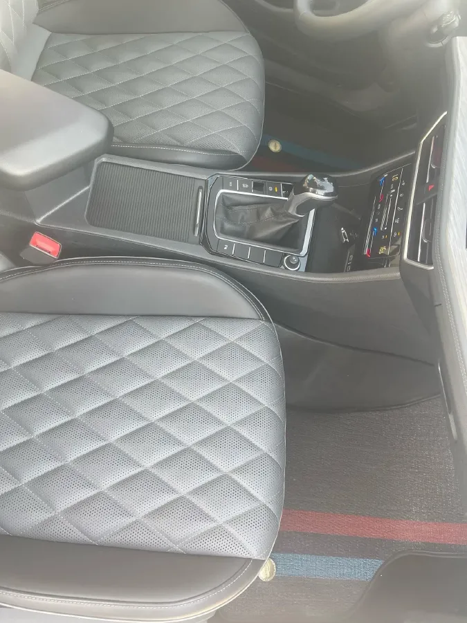 2022 Volkswagen Sagitar 1.2T 116HP L4 7DCT,autocango,china used car exporter,china ev exporter,chinese used car exporter,chinese used ev exporter