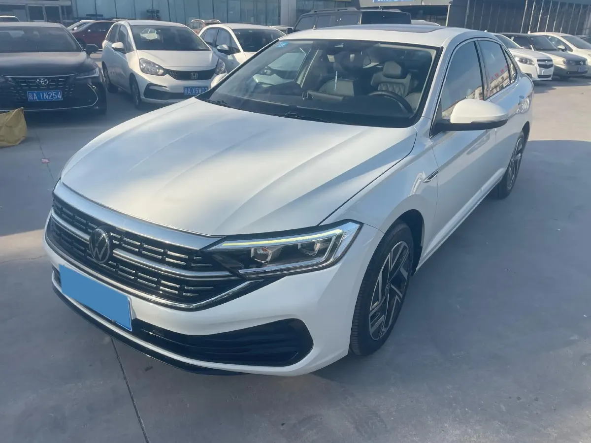2022 Volkswagen Sagitar 1.2T 116HP L4 7DCT,autocango,china used car exporter,china ev exporter,chinese used car exporter,chinese used ev exporter