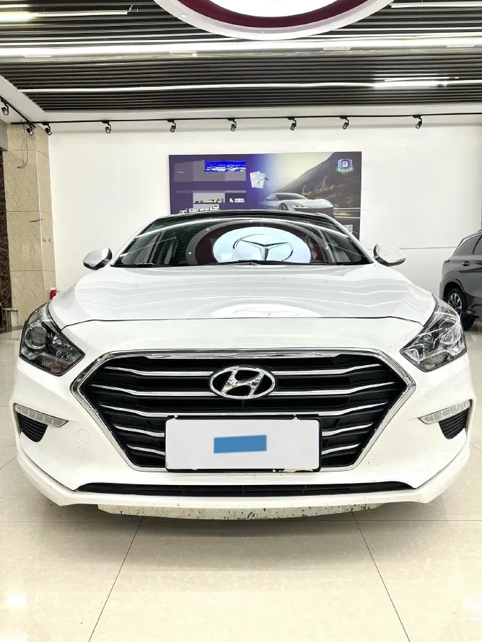 2016 Hyundai Mistra 1.6T 175HP L4 7DCT,autocango,china used car exporter,china ev exporter,chinese used car exporter,chinese used ev exporter