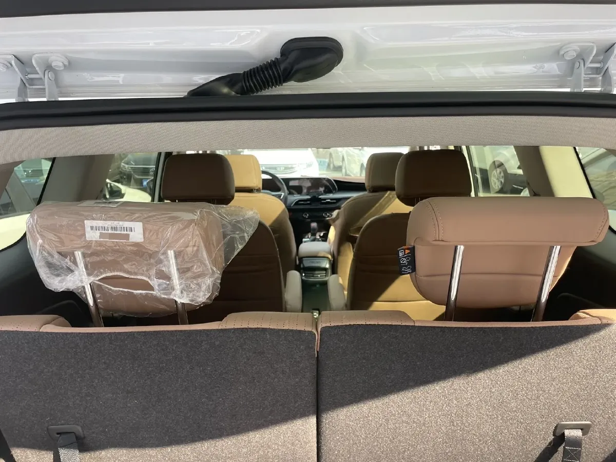 2021 Buick GL6 1.3T 163HP L3 6AT,autocango,china used car exporter,china ev exporter,chinese used car exporter,chinese used ev exporter