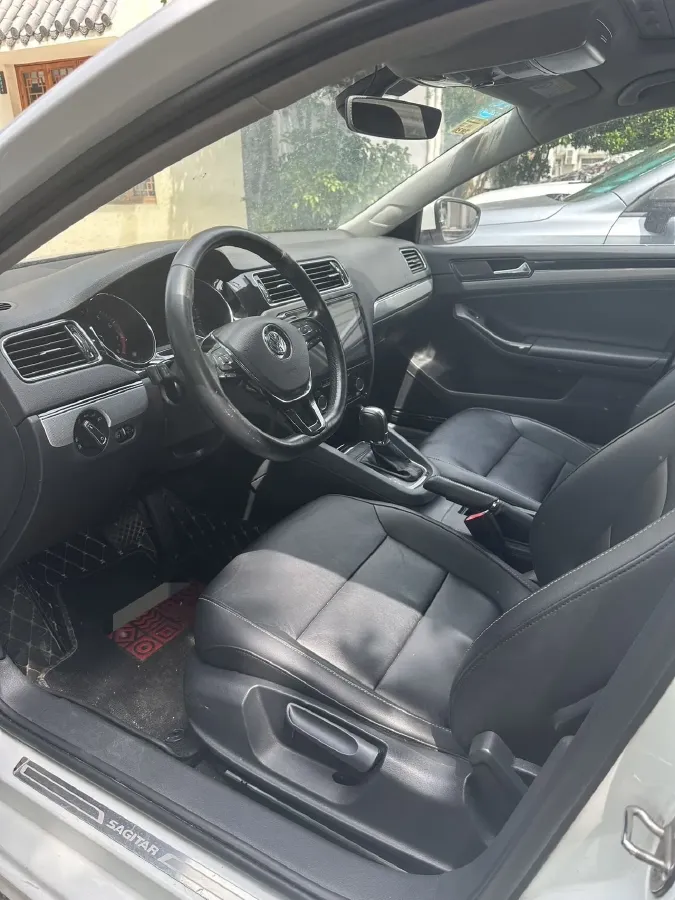 2017 Volkswagen Sagitar 1.6L 110HP L4 6AT,autocango,china used car exporter,china ev exporter,chinese used car exporter,chinese used ev exporter