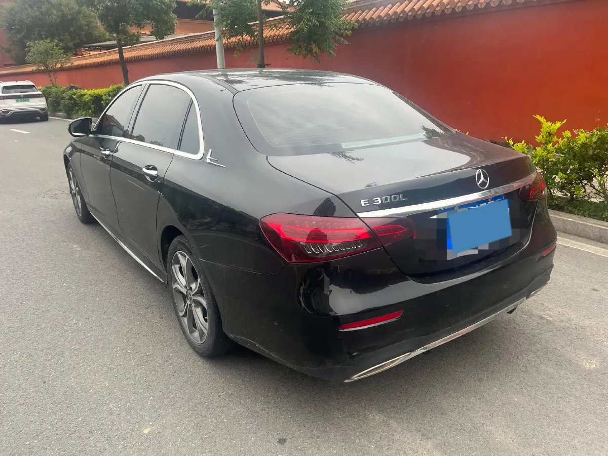 2021 Mercedes-Benz E Class 2.0T 258HP L4 9AT,autocango,china used car exporter,china ev exporter,chinese used car exporter,chinese used ev exporter