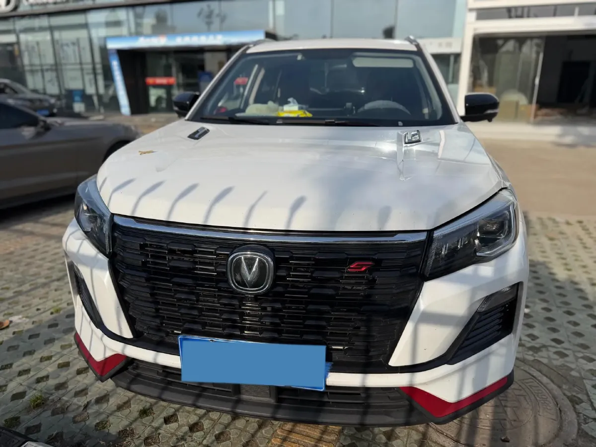 2022 ChangAn CS75 1.5T 180HP L4 7DCT,autocango,china used car exporter,china ev exporter,chinese used car exporter,chinese used ev exporter