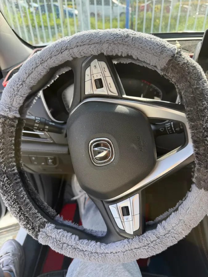 2022 ChangAn CS75 1.5T 180HP L4 7DCT,autocango,china used car exporter,china ev exporter,chinese used car exporter,chinese used ev exporter