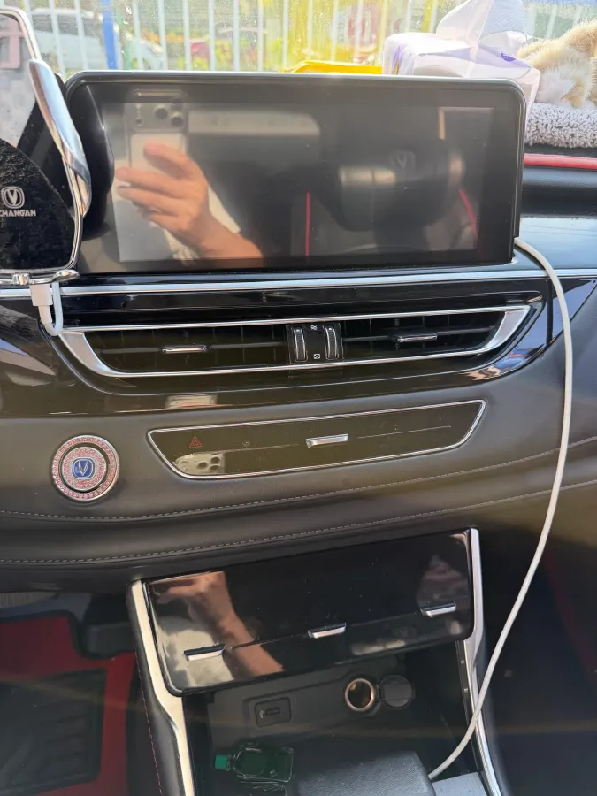 2022 ChangAn CS75 1.5T 180HP L4 7DCT,autocango,china used car exporter,china ev exporter,chinese used car exporter,chinese used ev exporter