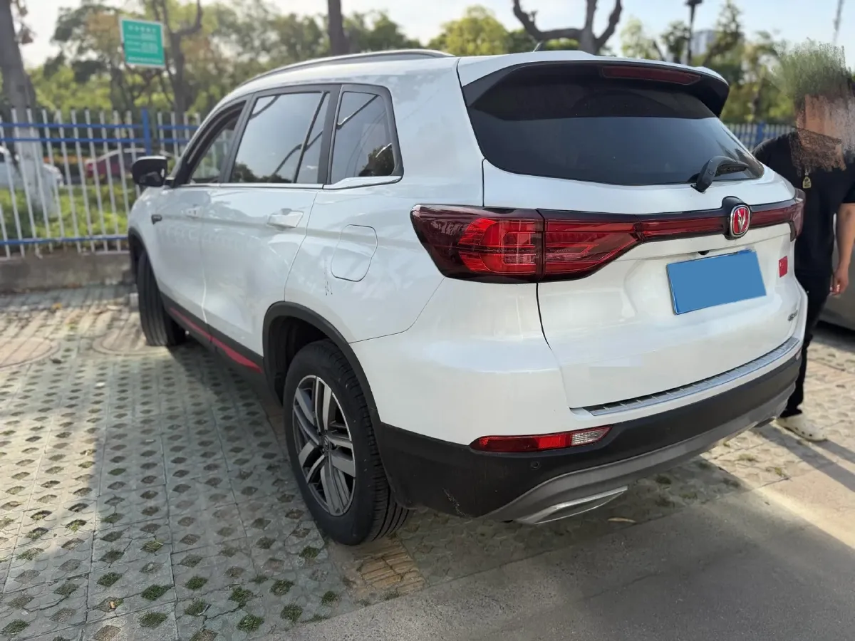 2022 ChangAn CS75 1.5T 180HP L4 7DCT,autocango,china used car exporter,china ev exporter,chinese used car exporter,chinese used ev exporter
